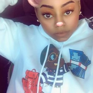 Meet your Posher, Tequisha